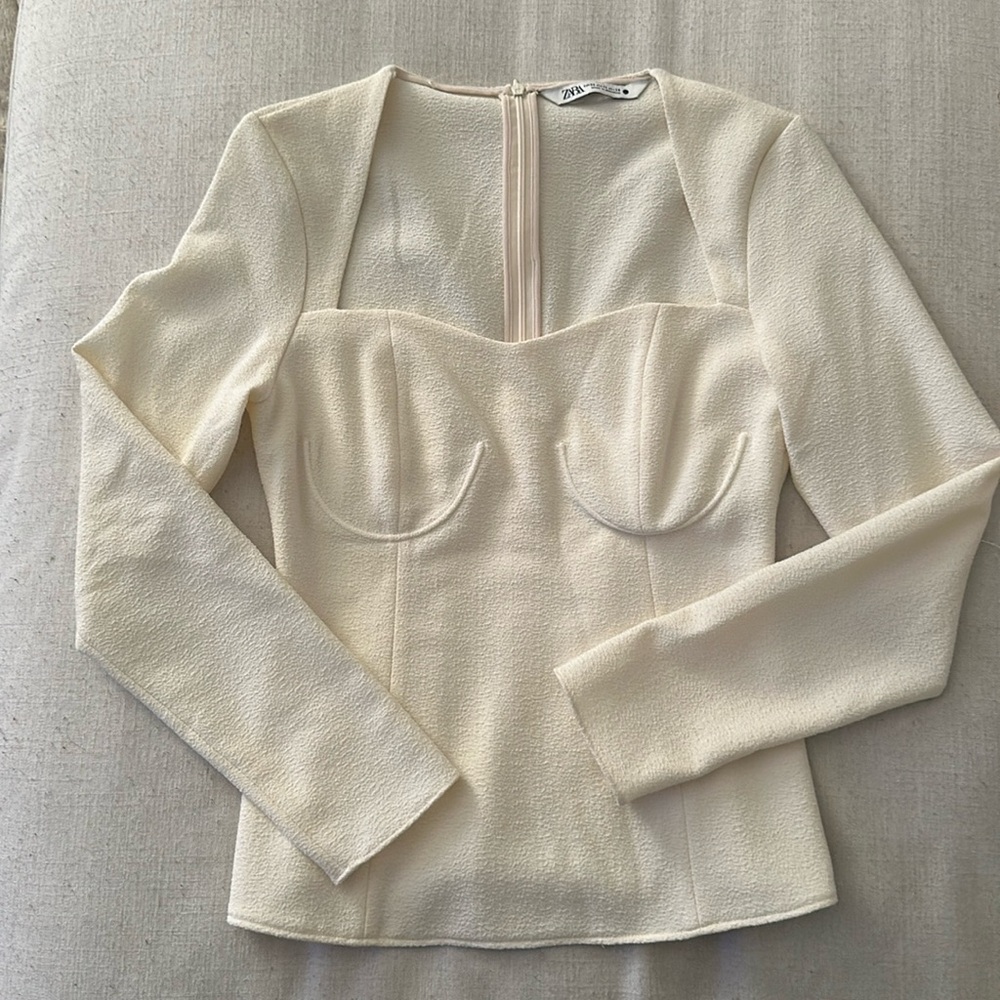 Zara white long sleeve fitted top